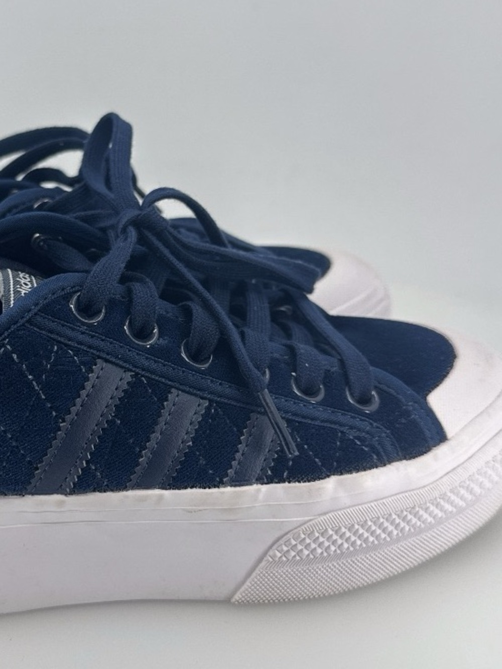 Adidas Originals Nizza Platform Sneakers | Size 7 | Quilted Navy Blue Velour EUC - Picture 5 of 9